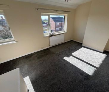 2 bedroom semi-detached house to rent - Photo 4