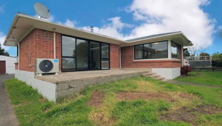 3 bedroom in Manurewa - Photo 5