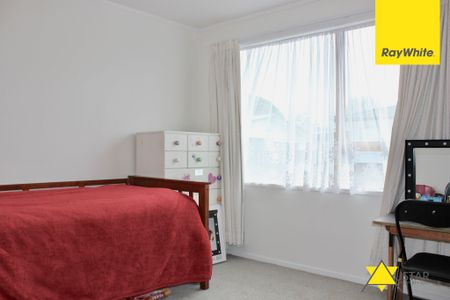 Freshly Renovated 3-Bedroom Home with Deck, Yard & Heat Pump - Perfect for Families! - Photo 3