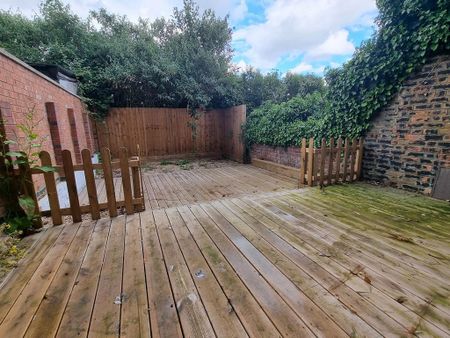 1 bedroom ground floor flat to rent - Photo 2