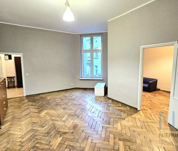 przestonne mieszkanie w starej kamienicy, ul. sarego - Photo 3