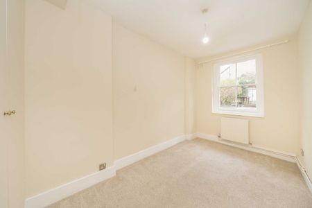 St. Quintin Avenue, North Kensington, W10 - Photo 3