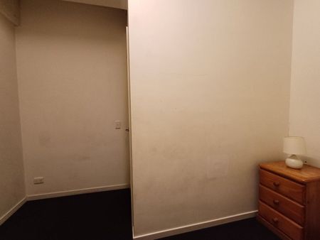 Furnished 2-Bedroom 1 Bath Apartment - Your Perfect Urban Sanctuary! - Photo 4