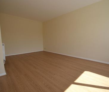 3 bedroom maisonette to rent - Photo 1