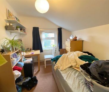 4 bedroom terraced house to rent - Photo 5