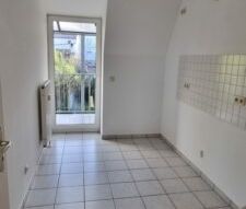 Bismarckstr. 4, Wohnung 8 ~~~ Dachgeschoss, Balkon, Badezimmer mit ... - Foto 5