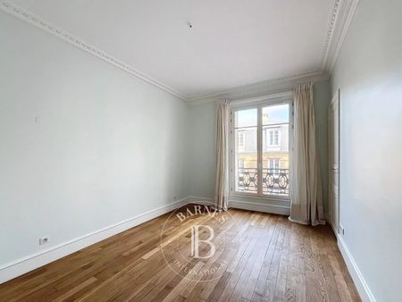 Appartement • La Plaine des Sablons - Photo 4