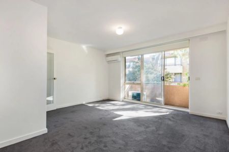 Unit 4/15 Auburn Grove, Hawthorn East. - Photo 5