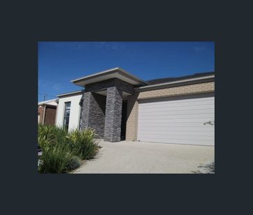 Best of the West: Unparalleled Convenience, 4 Bed in Deer Park - Photo 6