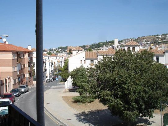 Apartamento de alquiler en Calle Cerro de Los Machos, 10, Camino de los Neveros - Serrallo - Photo 1