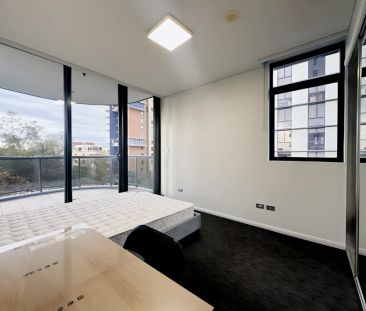 3 bed 2 bath*1103 - Photo 5