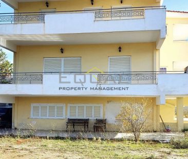Μονοκατοικία για ενοικίαση Παλαιά Φώκαια - Φωτογραφία 2