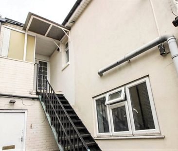 Wallisdown Road, Poole, BH12 - Photo 5