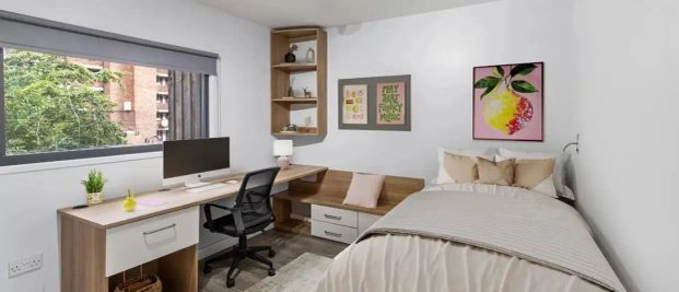 Gold Ensuite - Photo 1