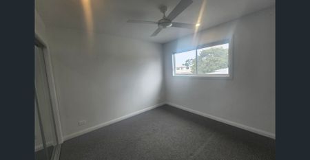 Contemporary Villa - Photo 3