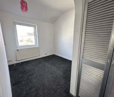 Manor Road, Doncaster, Askern - Photo 5