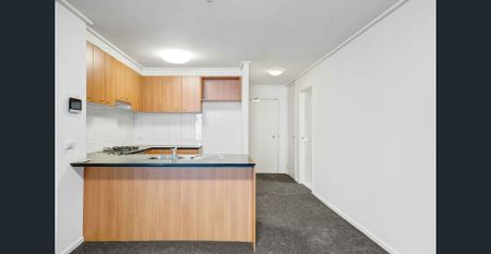 Modern Apartment with Brand New Carpet – Prime Southbank Location - Photo 3