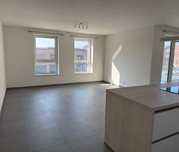 Appartement te huur - Photo 1
