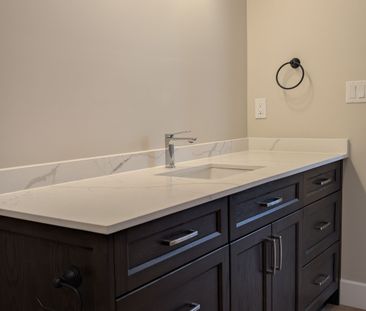 For Lease - 327 Arthur Street, Wellington North, Ontario - Photo 5