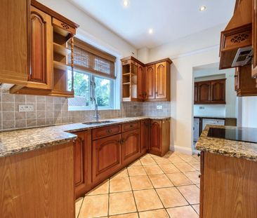 3 bedroom detached house to rent - Photo 3