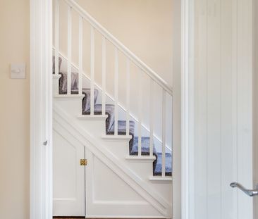 Ref: GK - New North Road - Photo 5