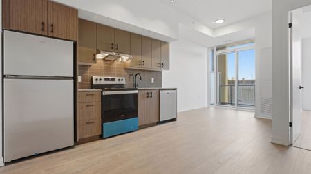 For Lease - 4878 Powers Common Unit# 116, Burlington, Ontario - Photo 3