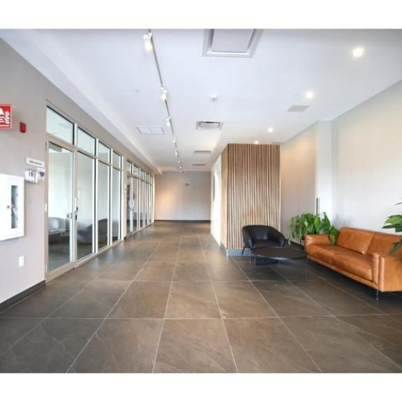 4 1/2 - Laval (Laval-des-rapides) - 2 090 $/mois - Photo 1