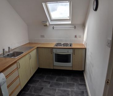 1 bedroom flat to rent - Photo 2