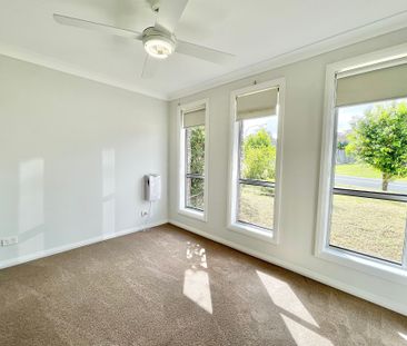 Modern Family Home! - Photo 6