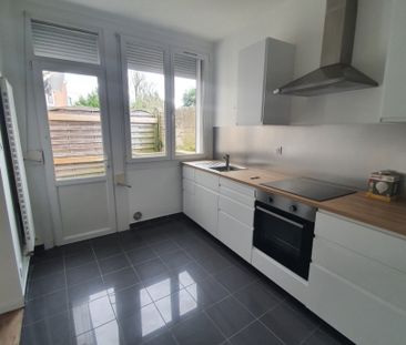 Location Appartement 3 pièces 64m² LENS 62300 - Photo 1