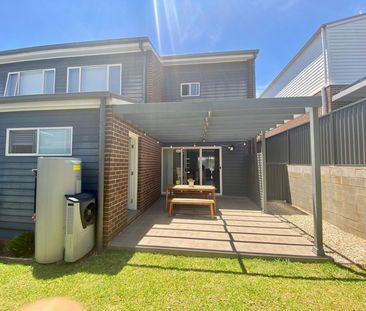 Lighthouse Beach Townhouse - Ducted Air Conditioning - Photo 5