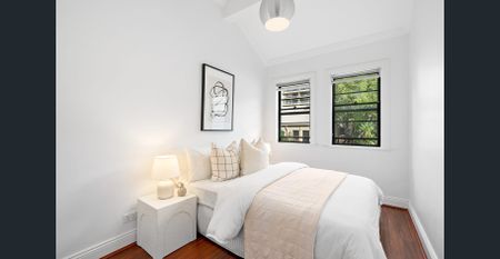 Dual Level Two Bedroom Apartment with Secure Parking, EV Charger + Separate Storage - Offered Unfurnished - Photo 5