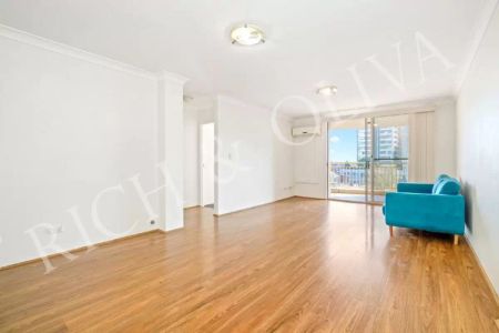 34/11 - 17 Burleigh Street, Burwood - Photo 3