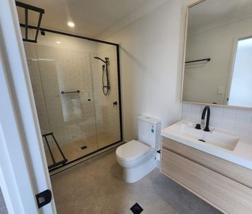 33 River Road, Bundamba, Qld 4304 - Photo 6