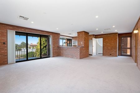 LARGE 4 x 2 WITH A SWIMMING POOL!!! - Photo 3