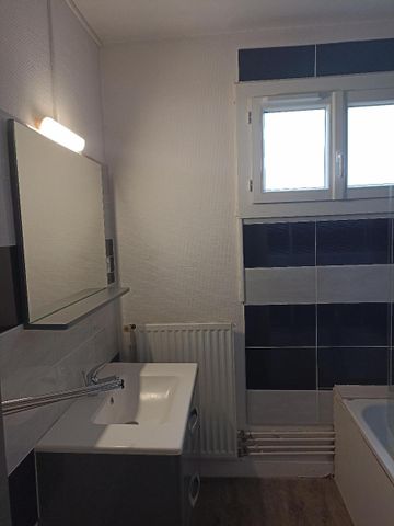 Location Appartement 2 pièces 42m² VICHY 03200 - Photo 4