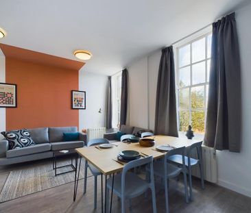 5 bedroom flat to rent - Photo 2