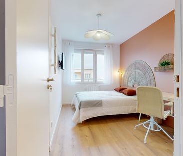 ALBERT THOMAS S Roommate 3 Bedrooms at Lyon 8e - Photo 6