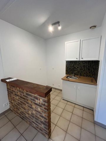 Location Appartement 3 pièces 49m² FAREMOUTIERS 77515 - Photo 3