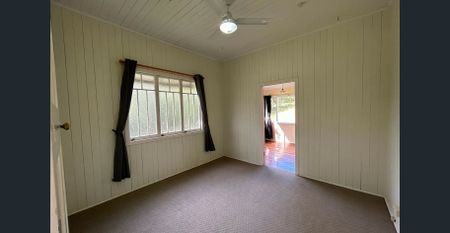 Charming Country Escape in Eltham - Photo 5