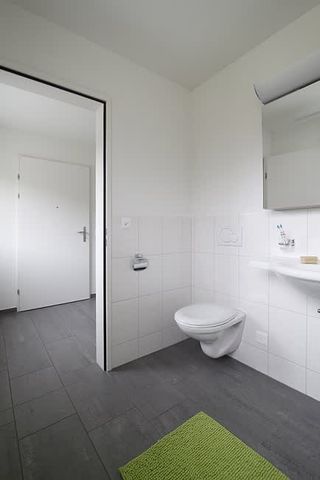 3.5 Zimmer, 106 m², 1. Stock - Photo 2