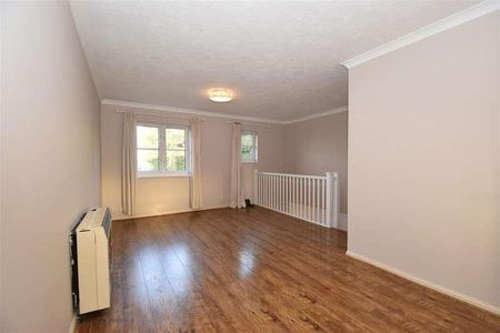 Bolton Road, Maidenbower, Crawley, RH10 - Photo 2