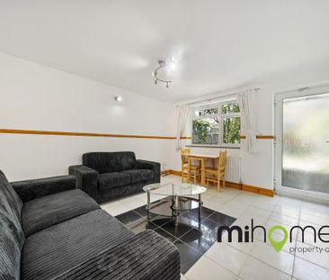 2 bedroom detached bungalow to rent - Photo 2