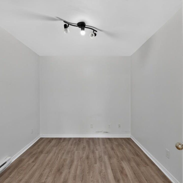 Appartement à louer - Laval (Laval-Ouest) - Photo 1