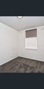 Location, location, location !!! - Photo 4