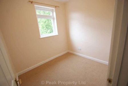 Ilfracombe Road, Southend On Sea, SS2 - Photo 2