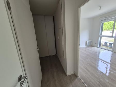 Location Appartement 2 pièces 46m² HALLENNES LEZ HAUBOURDIN 59320 - Photo 4