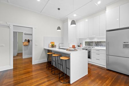 25 Raynes Street, Caulfield South VIC 3162 - House For Rent | Domain - Photo 4