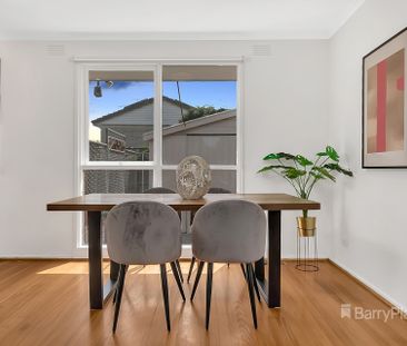 The Perfect Home, In A Great Location! - Photo 5