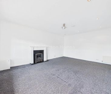 3 bedroom flat to rent - Photo 4